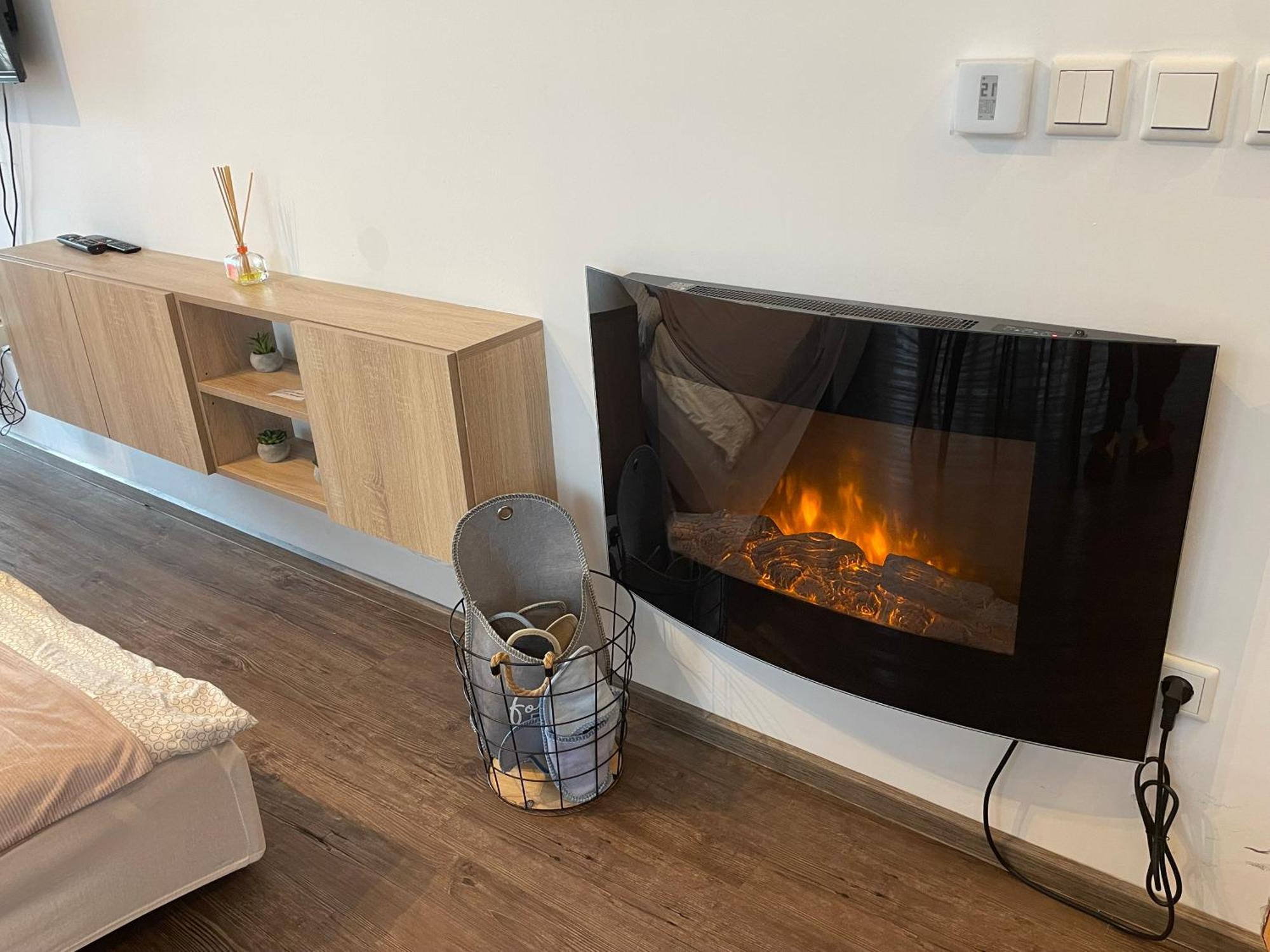 Apartment Obsidian